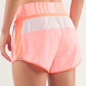 Lululemon Astro Shorts size 6 VERY lightly worn